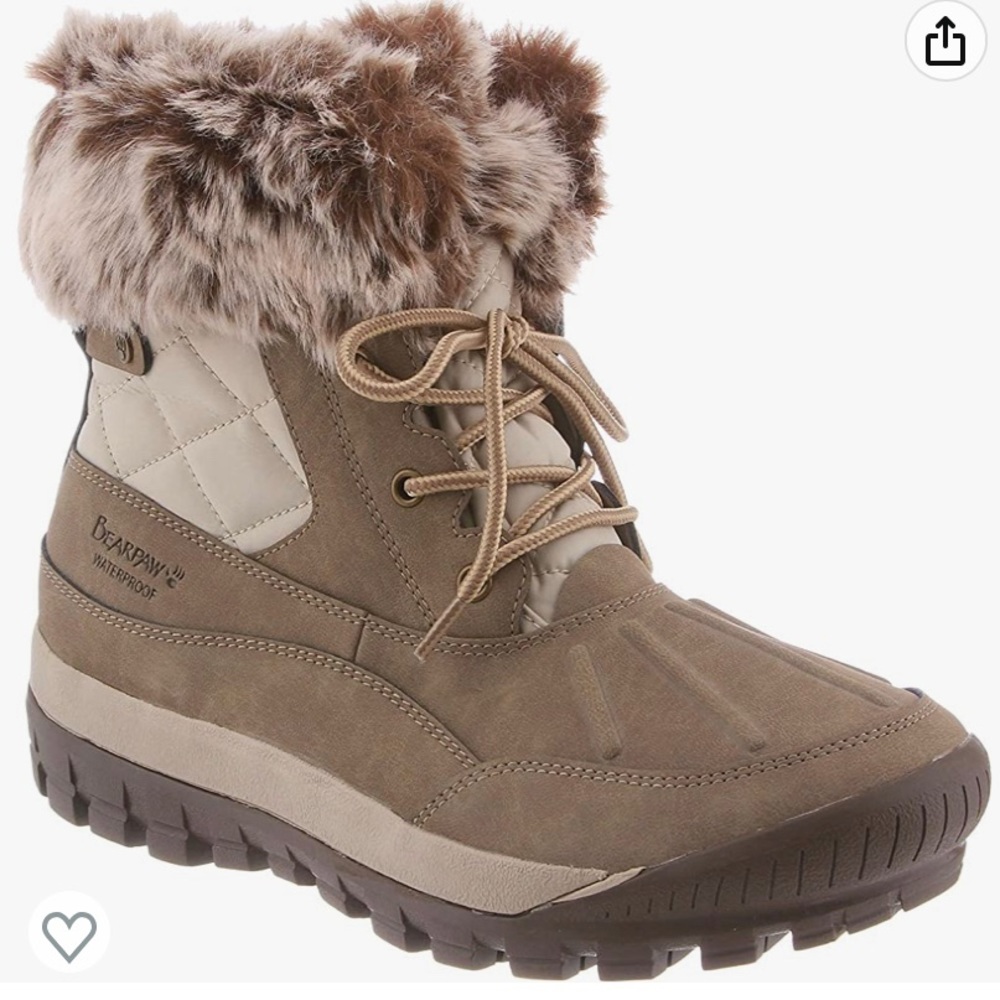 BEARPAW Women's Becka. Size 9 New With Box